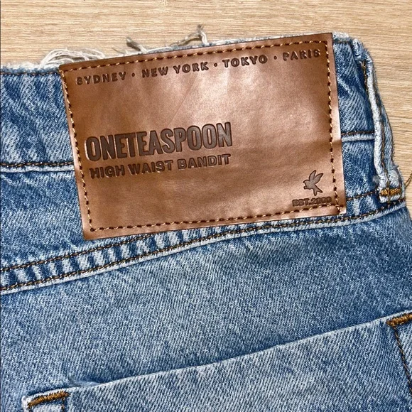 One Teaspoon High Rise Bandit Shorts - Picture 3 of 4